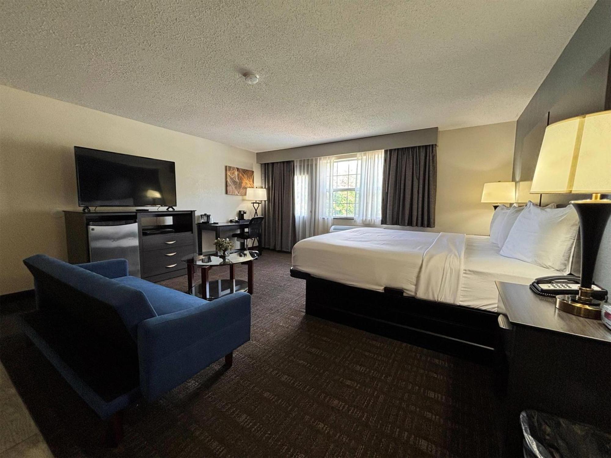Baymont By Wyndham Chester Il Экстерьер фото